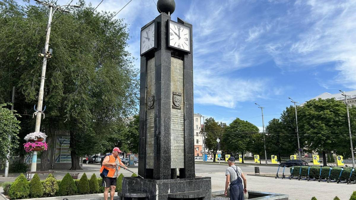 У Запоріжжі «Годинник закоханих» зупиняється під час блекаутів
