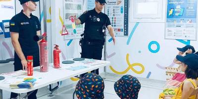 Патрульные и спасатели Запорожья подарили детям незабываемый день