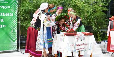 До списку нематеріальної культурної спадщини включили весільний обряд Рівненщини
