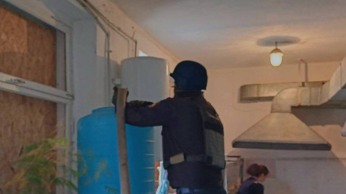 Запорізькі ДСНСники продовжують надавати допомогу у підвозі води для населення (відео)