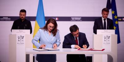 Україна і Франція підписали низку угод: оборона, критична інфраструктура, атомна енергетика
