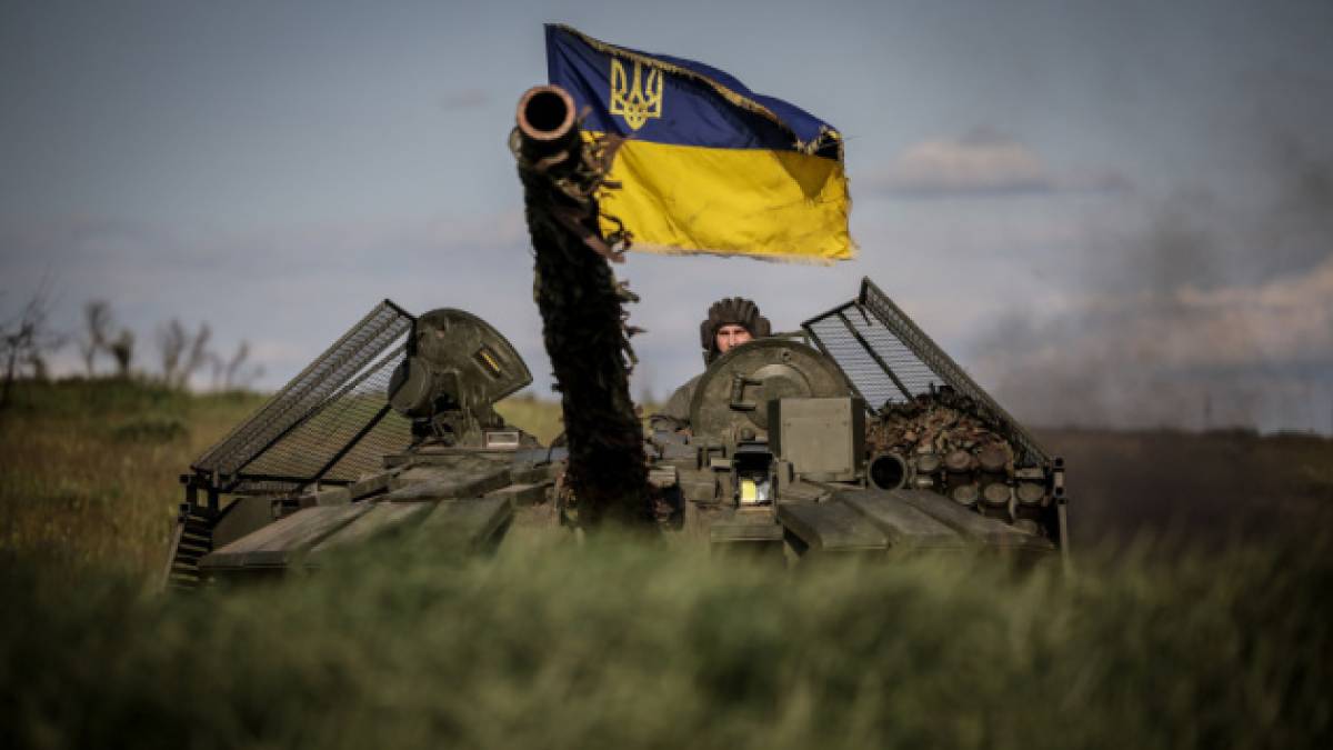 Генштаб ЗСУ — про орієнтовні втрати ворога на 9 червня: 518560 (+1270) осіб, 13593 (+60) артсистеми, 7869 (+26) танків