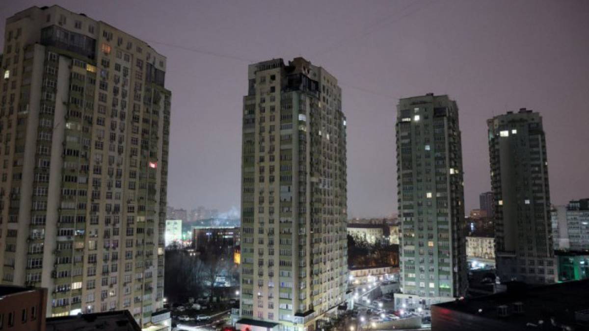 Сьогодні графіки відключень діятимуть по всій Україні з 16.00 до 22.00 — Укренерго