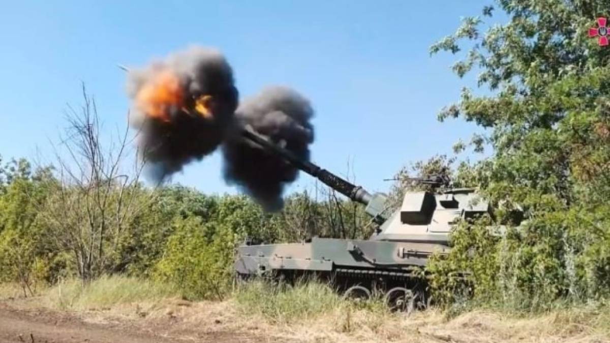 Генштаб ЗСУ — про орієнтовні втрати ворога на 10 червня: 519750 (+1190) осіб, 358 (+1) літаків, 13644 (+51) артсистеми