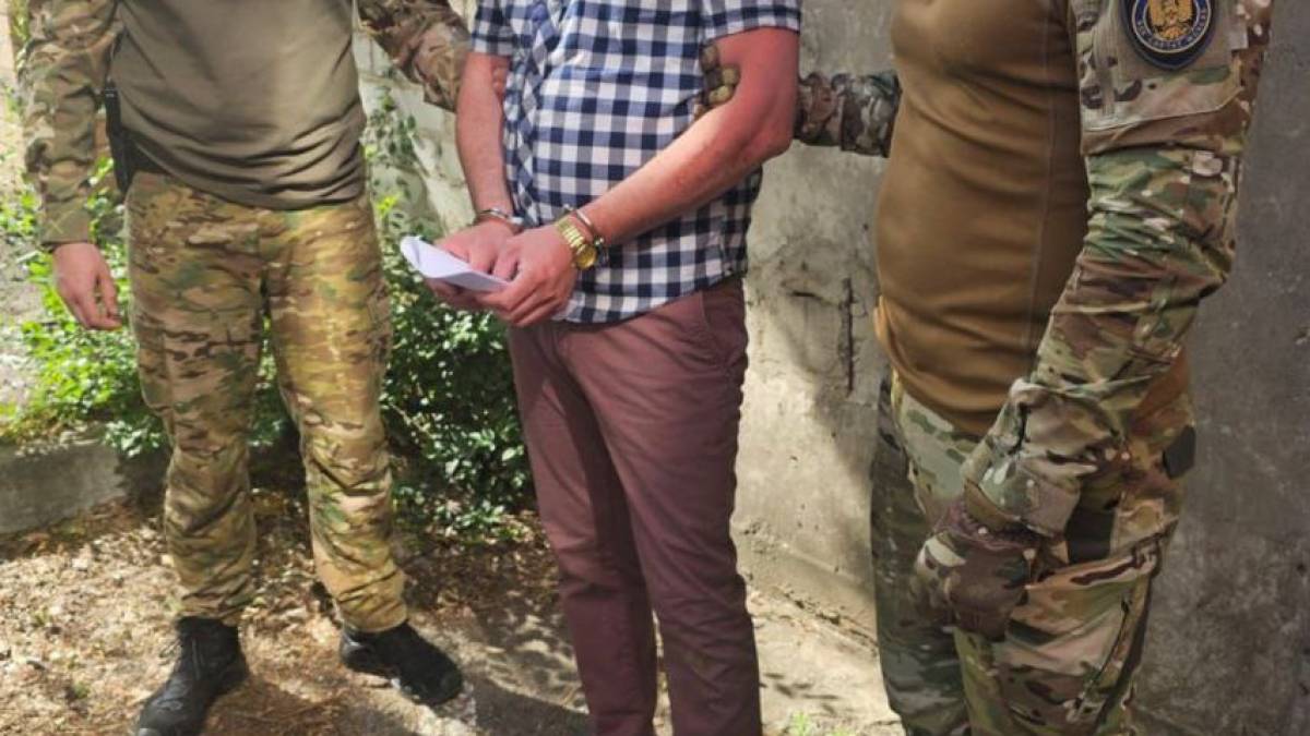 В Запорожье задержали «крота» фсб и его брата, которые готовили ракетный удар по «Мотор Сичи»