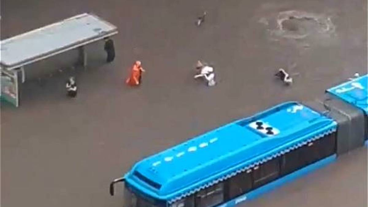 Останній дзвоник для москви… Чи почують глухі? (фото, відео)