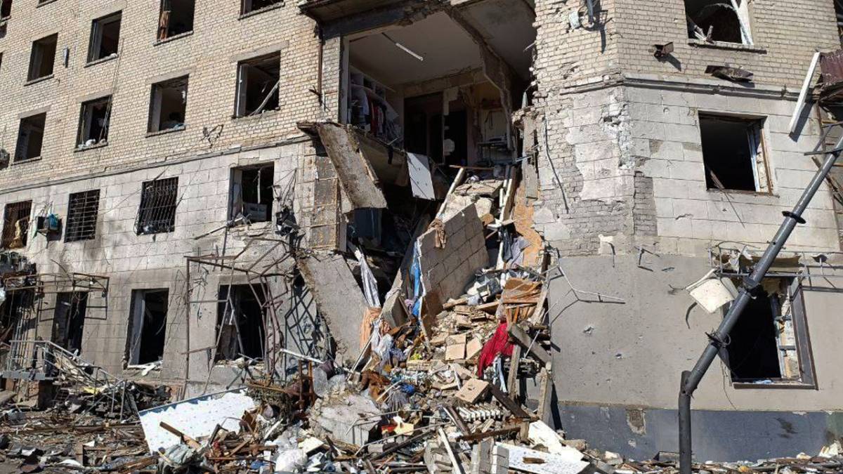 Харків. Удар чотирма КАБами із Бєлгорода. Постраждало 56 людей, троє загиблих… (відео)
