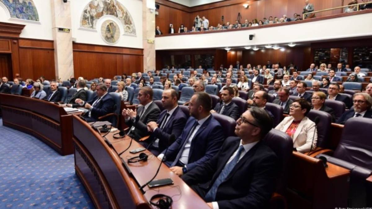 Північна Македонія отримала новий уряд