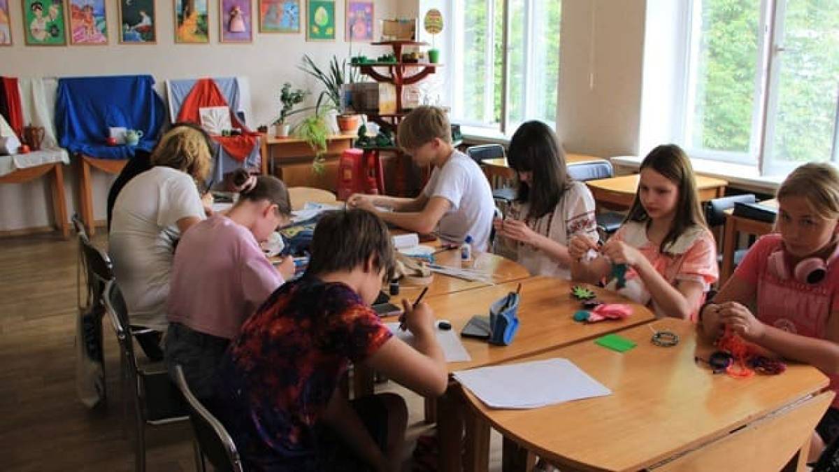 Влітку у Запоріжжі діють гуртки для дітей: спорт, мистецтво, наука та багато іншого