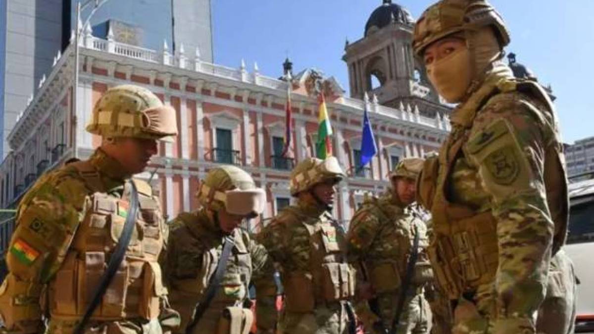У Болівії військові спробували захопити владу