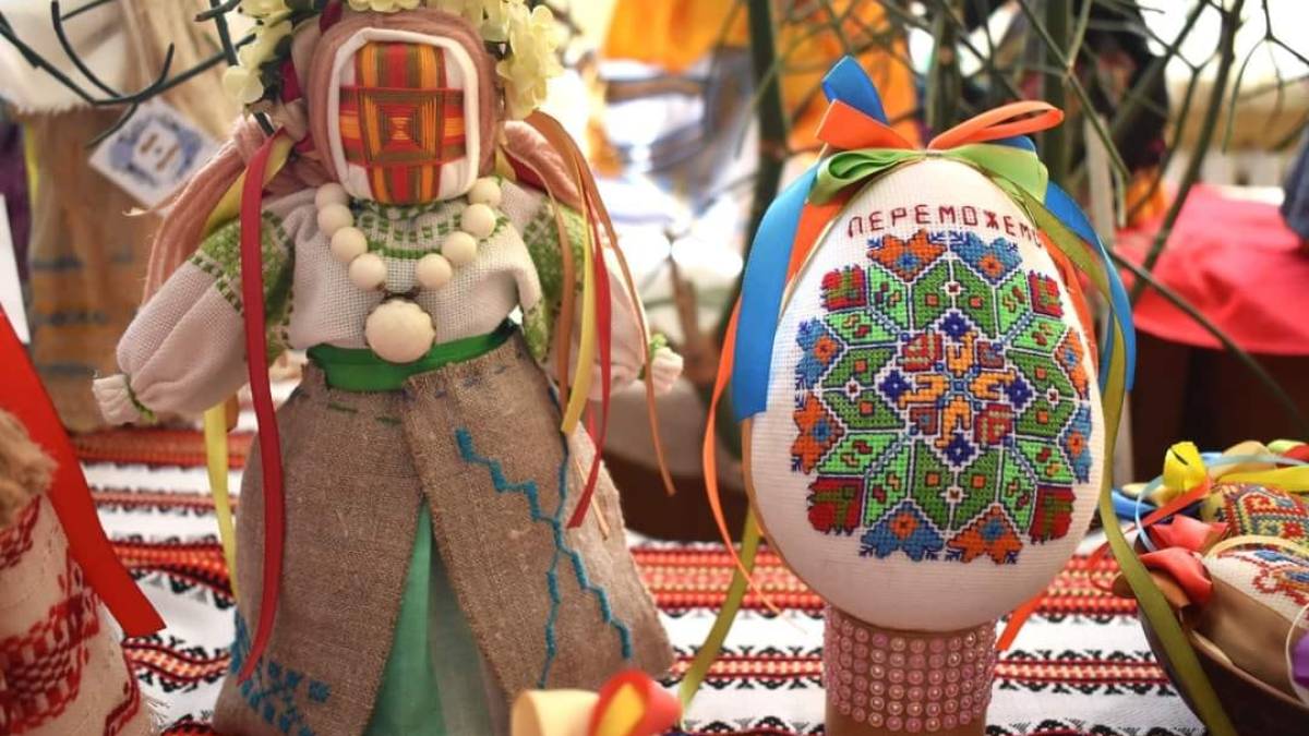 Запорізькі берегині запрошують до Фонтану Життя