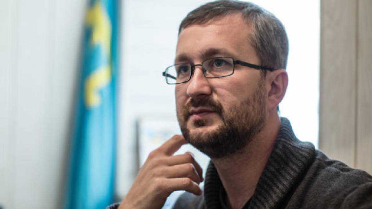 З російського полону повернули ще десятьох людей, серед них — Наріман Джелял