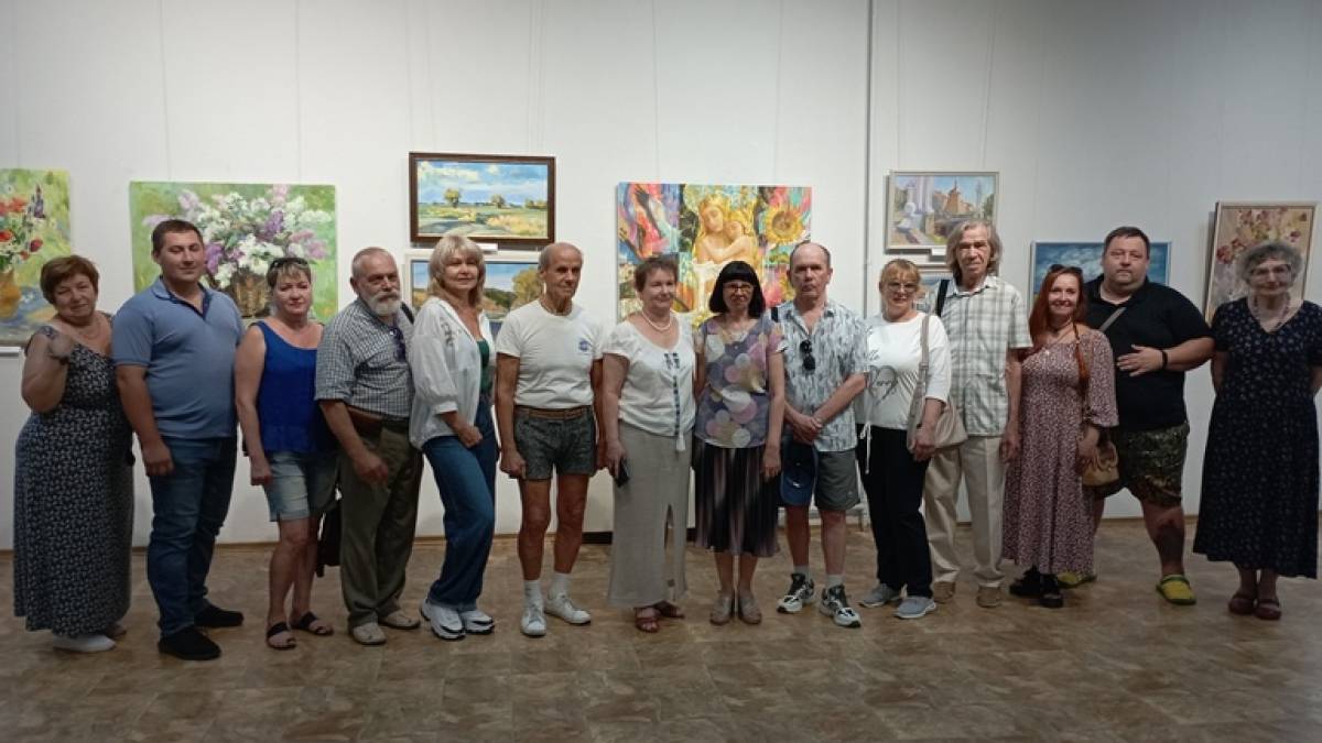 “Сій хліб  і квіти – всупереч напастям…”