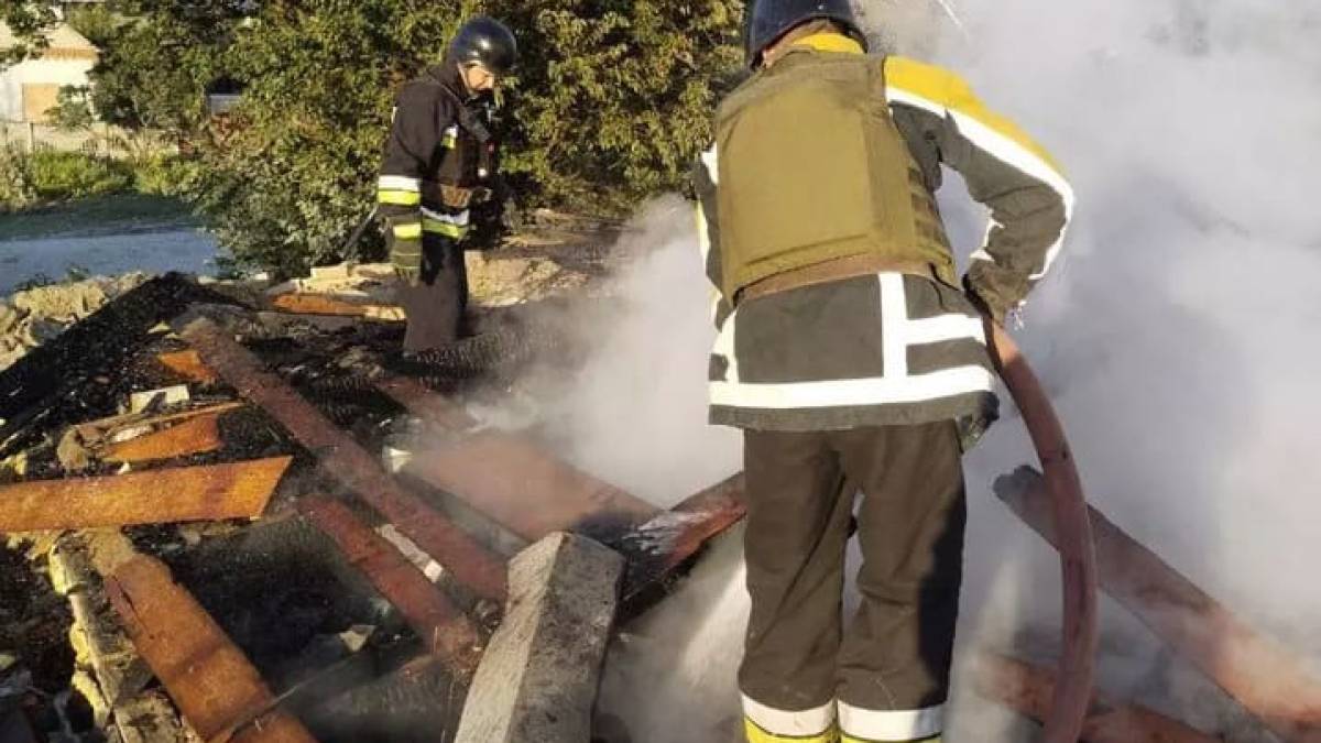 ДСНС Запорізької області: ліквідація наслідків ворожих обстрілів 1 липня