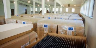 Євросоюз передав Україні тисячі сонячних панелей для лікарень
