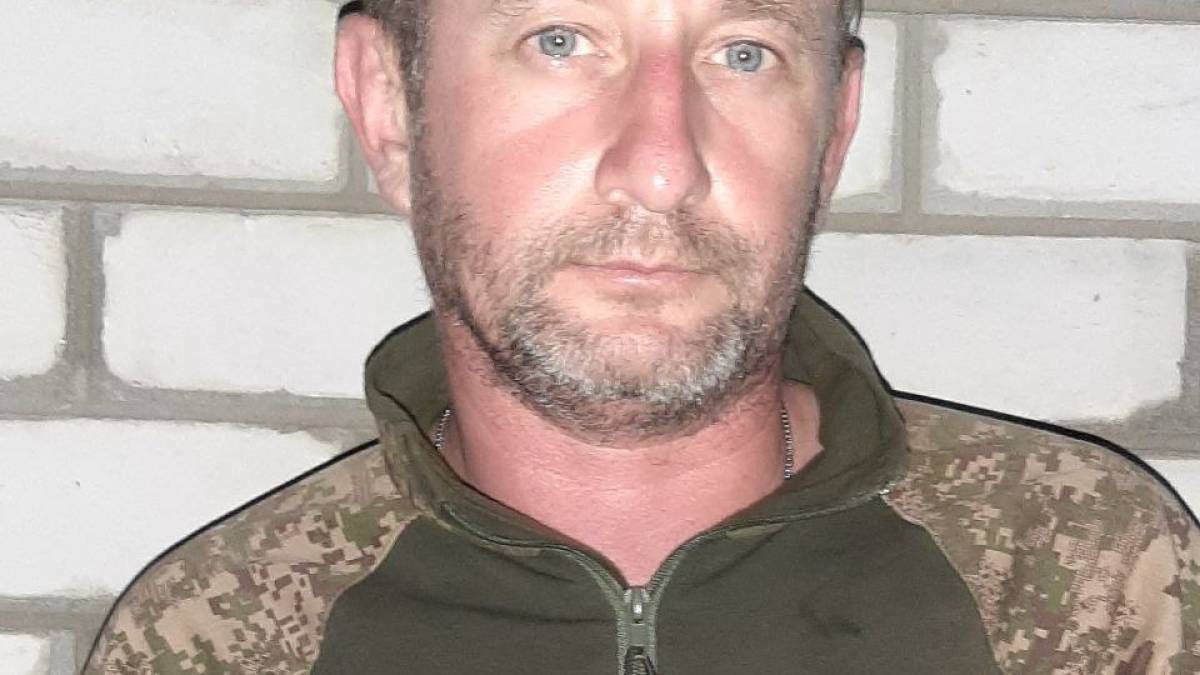 Поет на війні – почесний професор Українського Вільного Університету: диплом видано Сергію Жадану