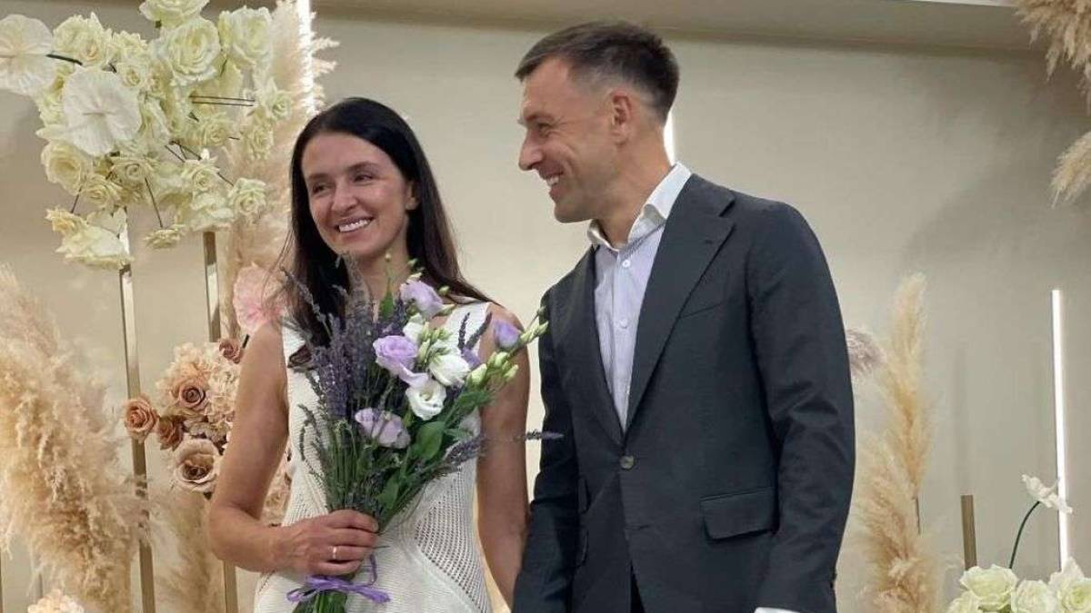 Валентина Хамайко офіційно вийшла заміж за чоловіка-військового Андрія Оністрата