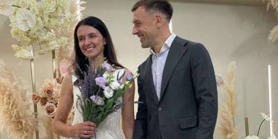 Валентина Хамайко офіційно вийшла заміж за чоловіка-військового Андрія Оністрата
