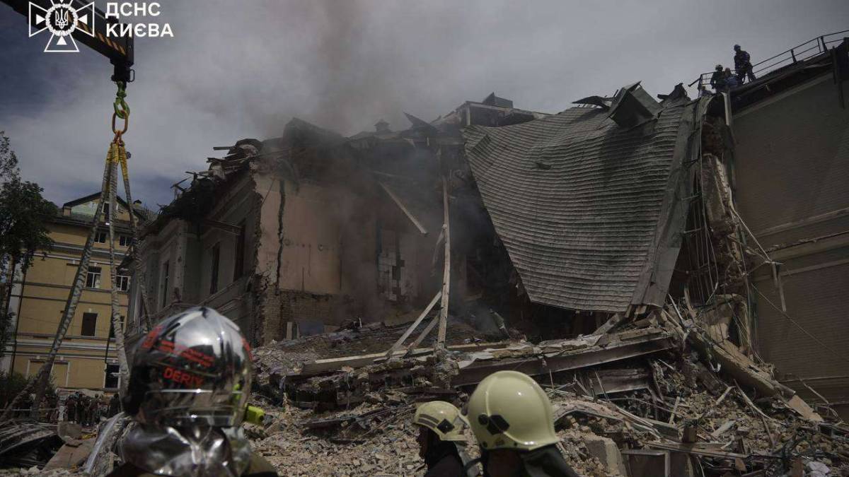 Від російського ракетного удару по Україні загинула 31 людина, понад сто поранені (станом на 15.30)  — ДСНС