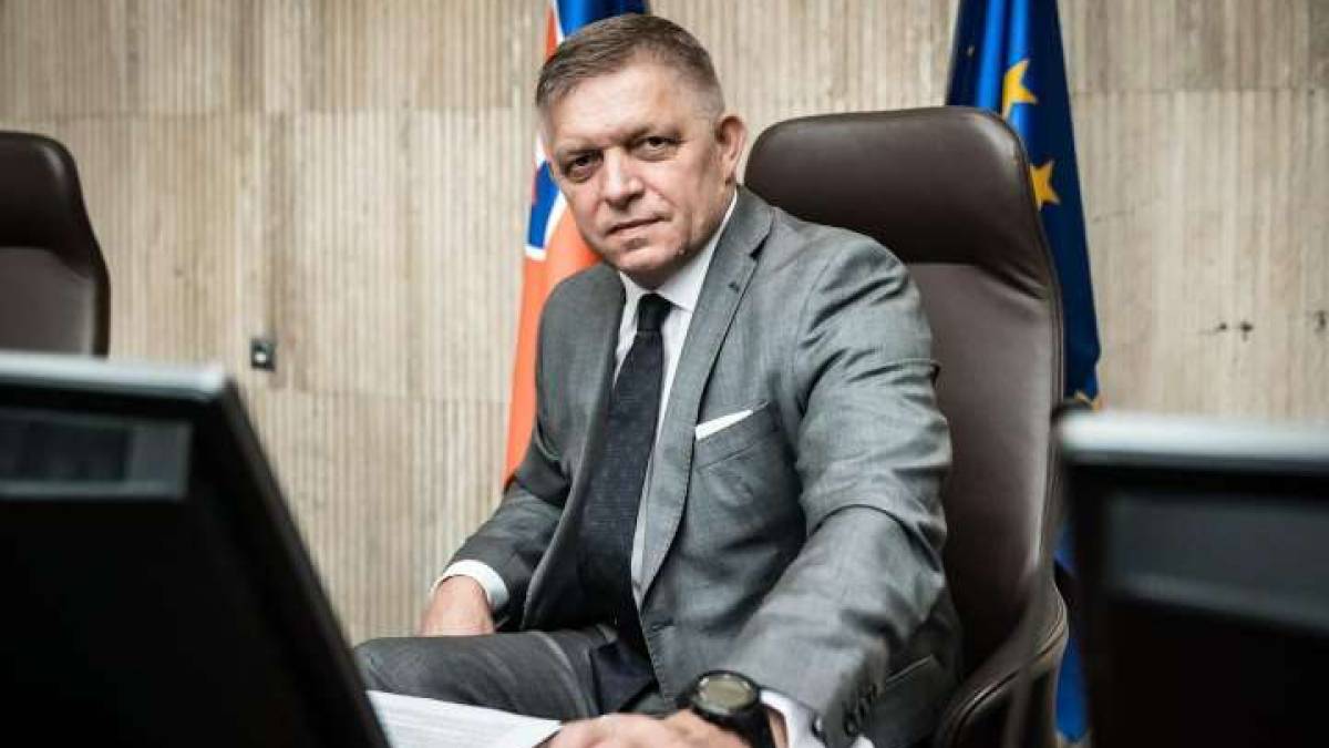 Словацький прем’єр Фіцо повернувся до роботи після замаху  на його життя
