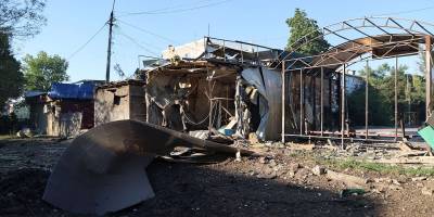 росіяни скинули авіабомбу на зупинку транспорту з людьми у Мирнограді, є загиблі
