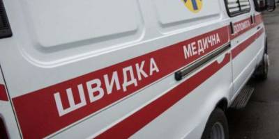 росіяни вдарили по селищу біля Харкова: є загиблі та багато поранених