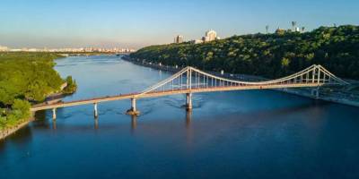 У Києві у річці Дніпро зафіксували рекордну температуру води
