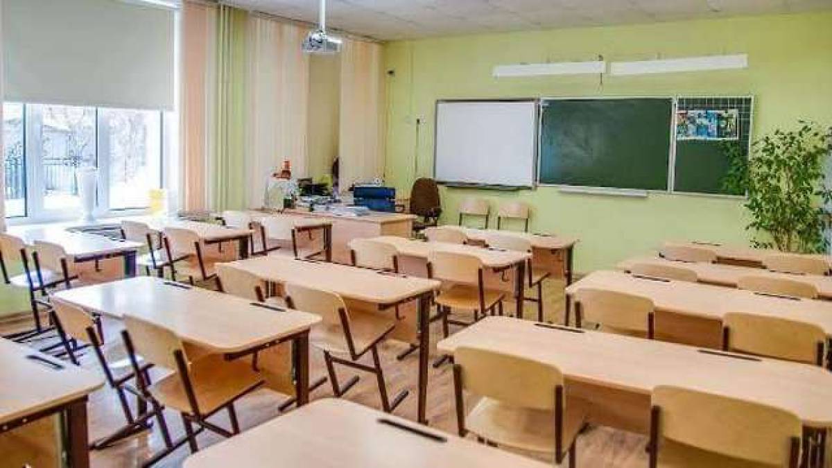 Навчальний рік в українських школах розпочнеться 2 вересня — Шмигаль