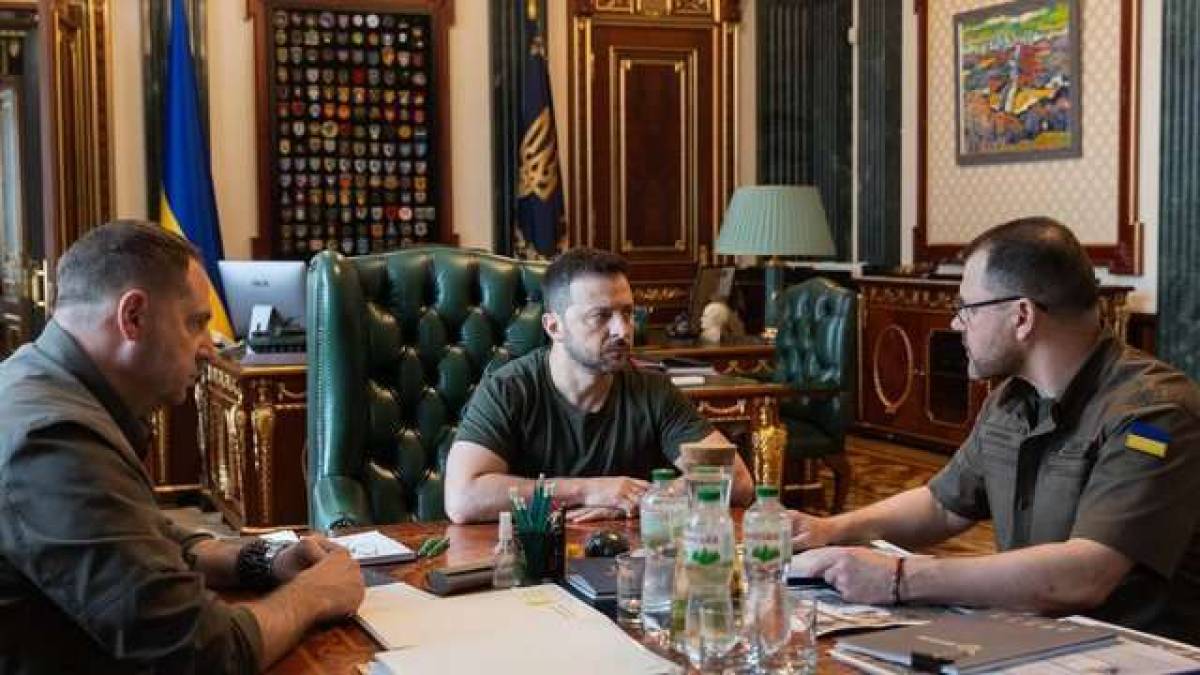 У Дніпрі затримали 18-річного підозрюваного у вбивстві Фаріон, повідомив Президент Володимир Зеленський.