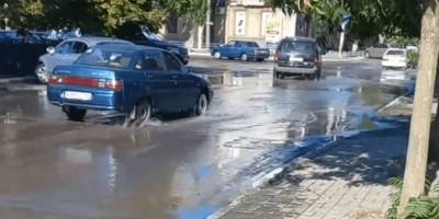 Окупований Бердянськ перетворюється на екологічну катастрофу: замість фонтанів – каналізація, а замість благоустрою — смітники
