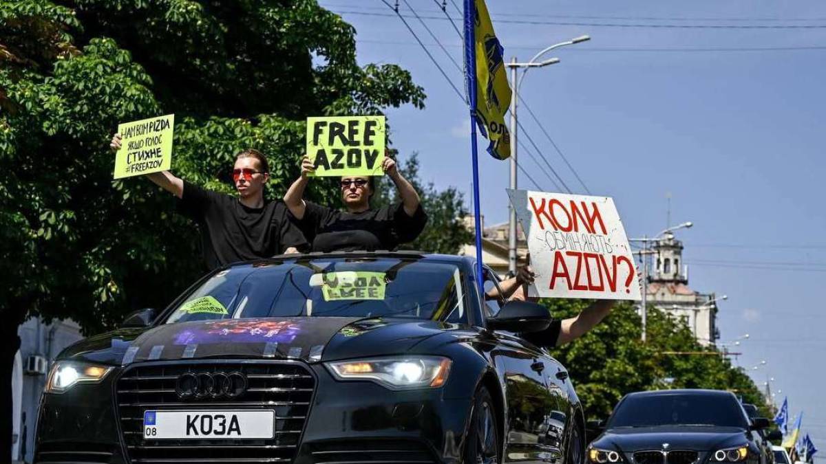 У Запоріжжі відбувся автопробіг на підтримку українських військовополонених (відео)