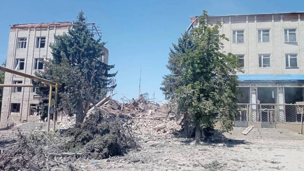 Впродовж доби окупанти 440 разів били по Запорізькій області