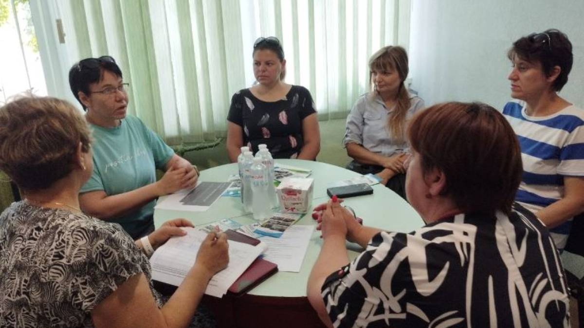 У Вільнянську обговорили проблему підтримки дітей та молоді з інвалідністю