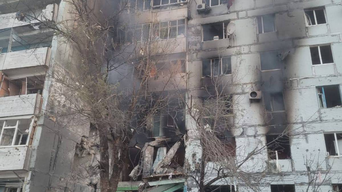 Впродовж доби окупанти 498 разів били по Запорізькій області