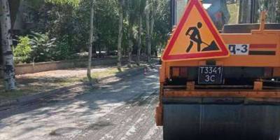 Запоріжжя: ремонт доріг та нанесення розмітки триває