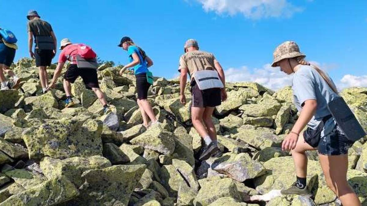 Запорізький центр туризму запрошує романтичну молодь до цікавих гуртків