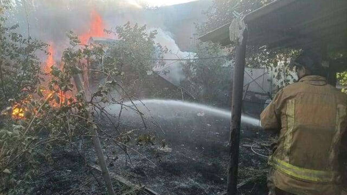 ДСНС Запорізької області: ліквідація наслідків ворожих обстрілів 14 серпня
