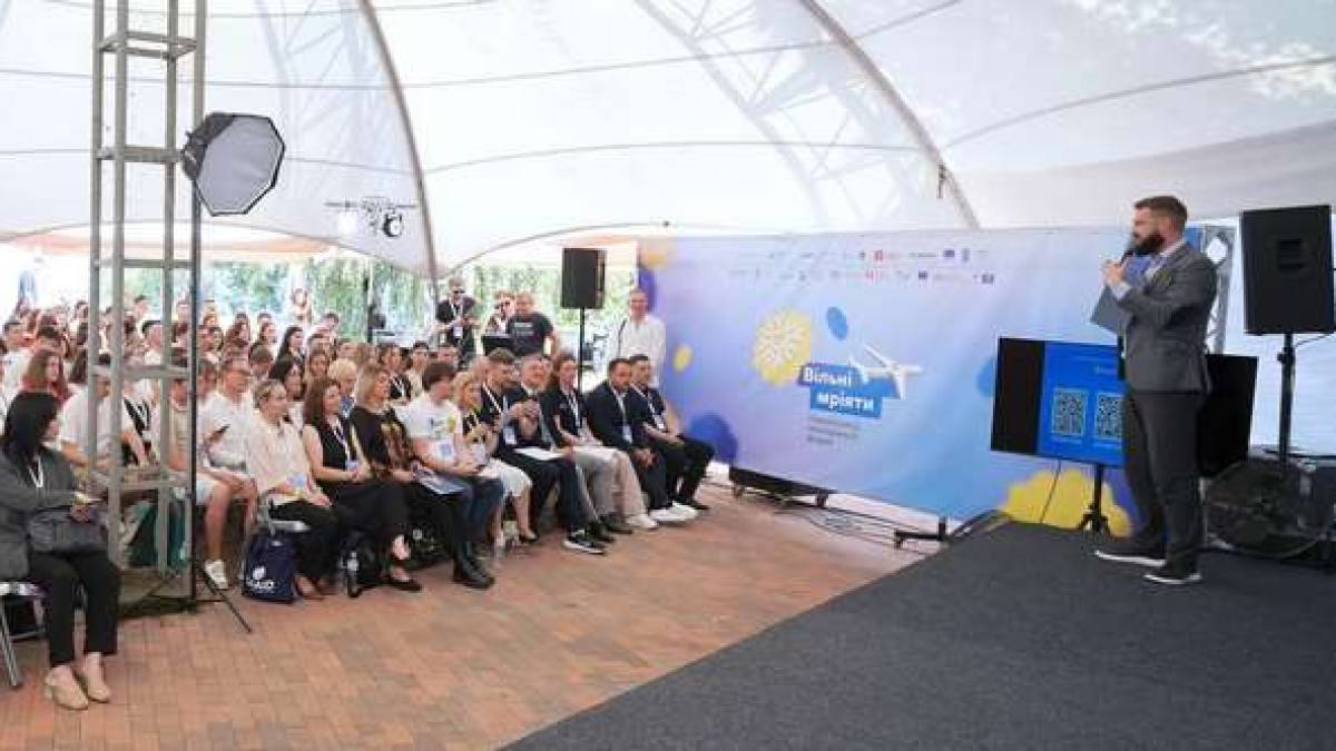 Представники “Запорізької політехніки” на всеукраїнському форумі дискутували про майбутнє молодіжної політики в Європі