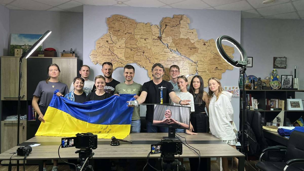 Харлан заради ЗСУ продала шаблю, з якою виграла «золото» Олімпіади-2024
