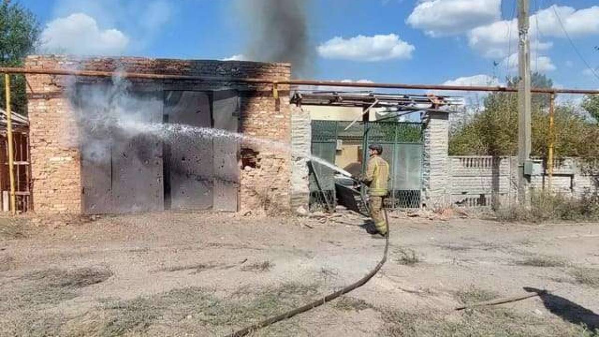 ДСНС Запорізької області: ліквідація наслідків ворожих обстрілів 15 серпня