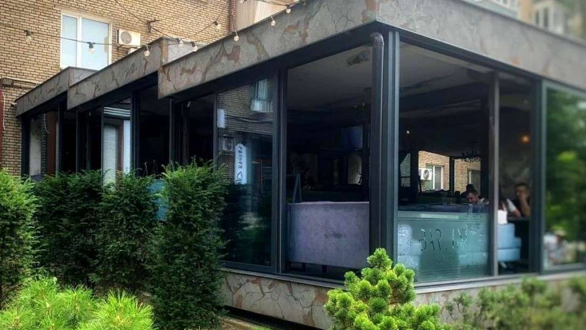 Запорізькі поліцейські встановили хуліганів та повідомили їм про підозру