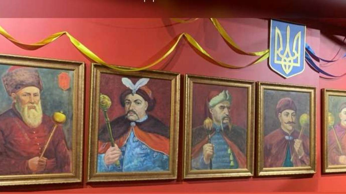У Запоріжжі відкривається виставка «Обличчя козацької історії: державники та воїни»