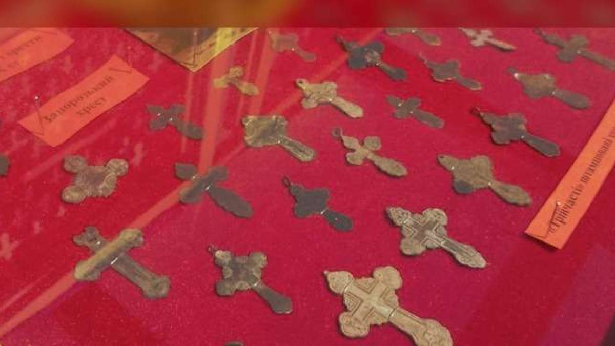 Заповідник «Хортиця» запрошує запоріжців на виставку «Хрести України: Центр»