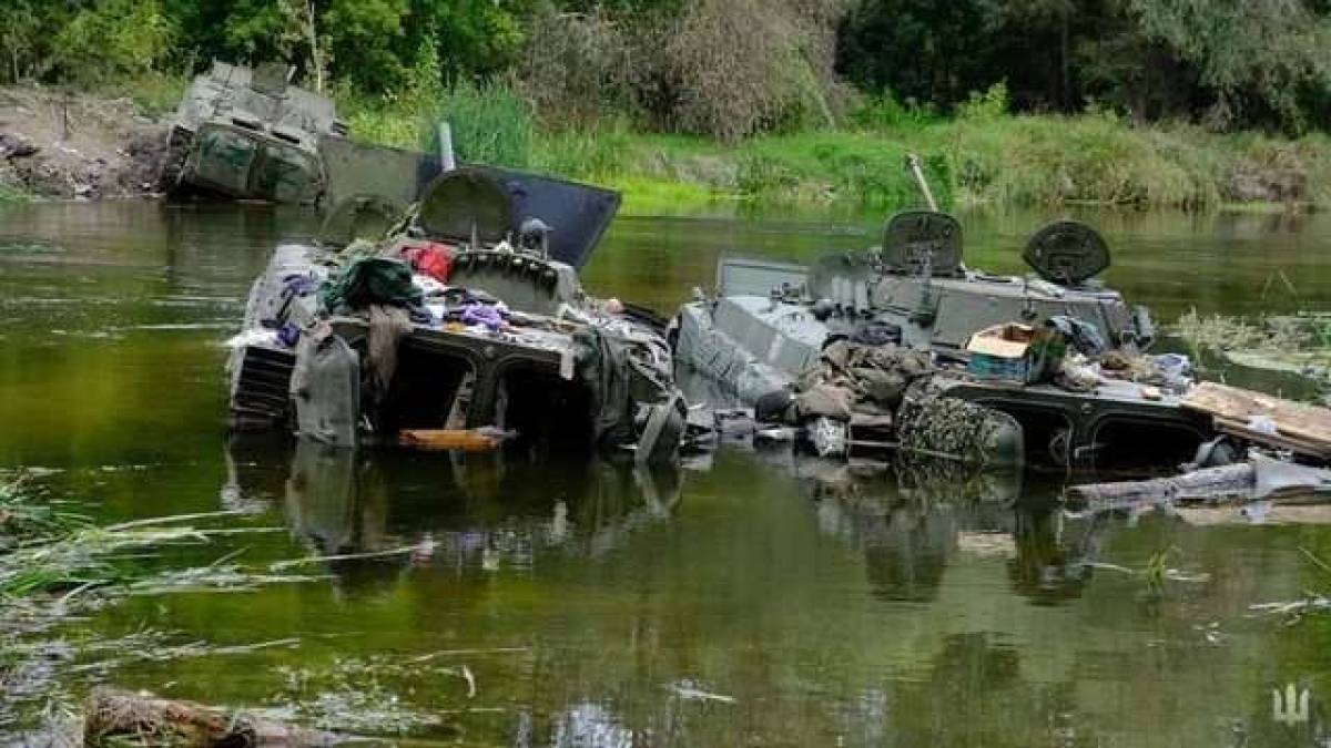 Генштаб ЗСУ — про орієнтовні втрати ворога на 25 серпня: 607680 (+1190) осіб, 2928 (+17) спецтехніки, 17396 (+47) артсистем