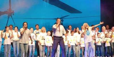 На честь Дня Державного прапора та Дня Незалежності у Театрі молоді відбувся концерт