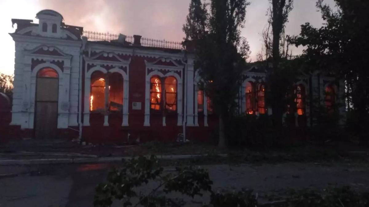 ДСНС Запорізької області: ліквідація наслідків ворожих обстрілів 24 серпня