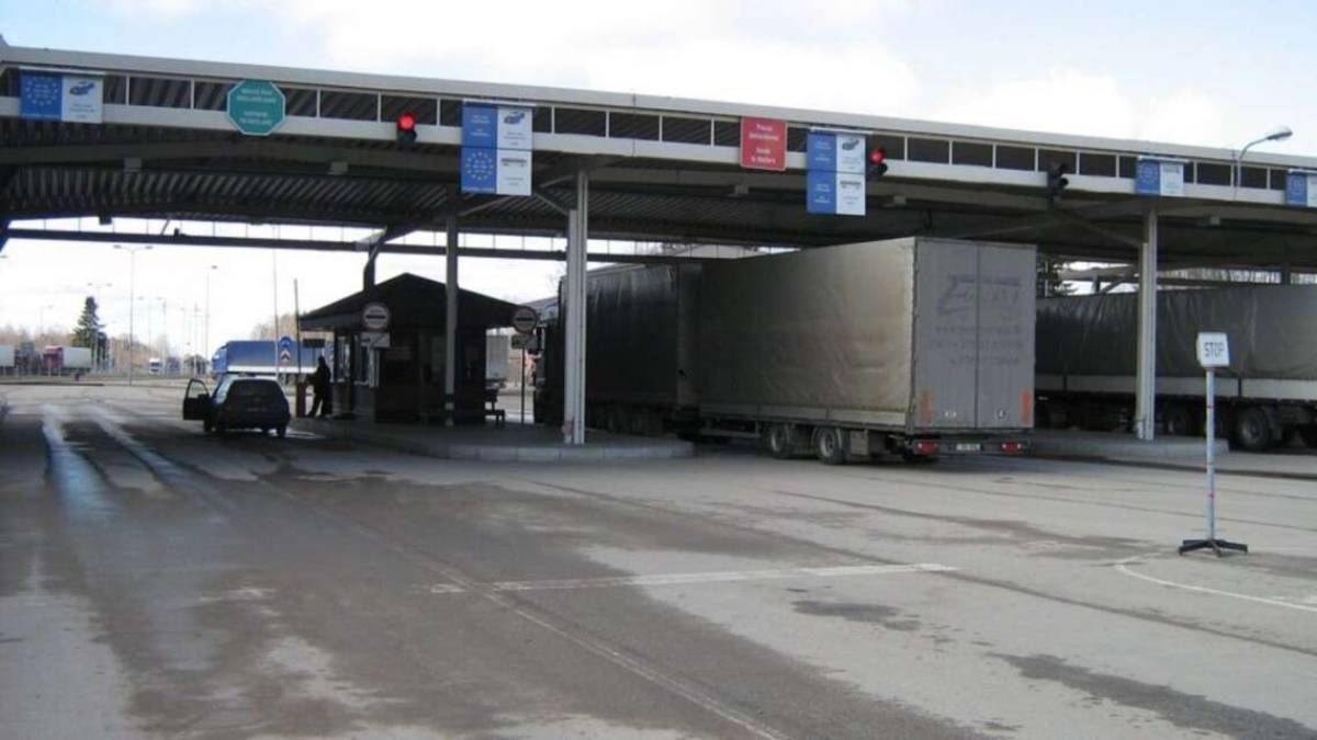 Латвія посилила контроль за товарами з росії та білорусі