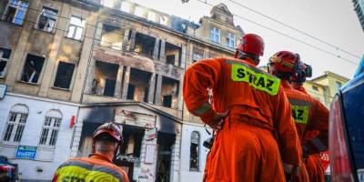 У неділю ввечері по всій Польщі лунали пожежні сирени у пам’ять про загиблих рятувальників