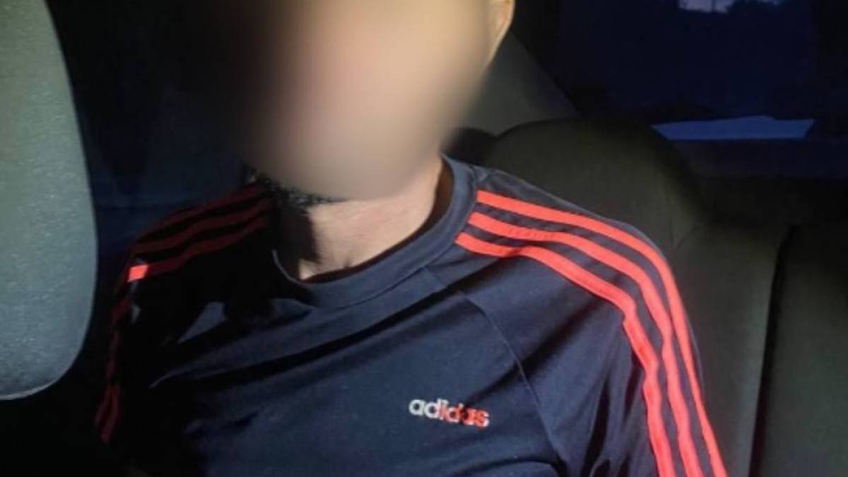 У Запоріжжі вночі пограбували авто: подробиці справи