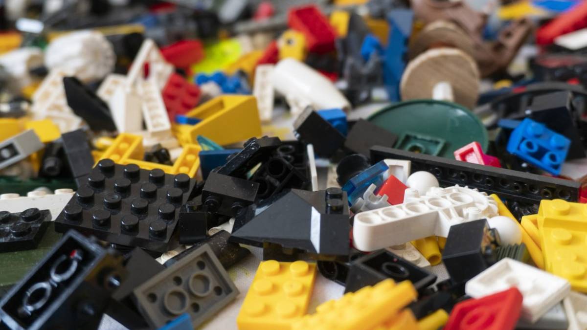 LEGO планує замінити пластик своїх виробів на екологічний матеріал